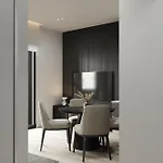 Azulis 3 - 2br With Garden & Parking, Aldo Moro *