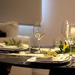 Azulis 3 - 2br With Garden & Parking, Aldo Moro Apartamento