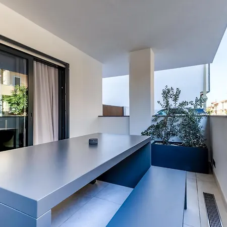 Azulis 3 - 2br With Garden & Parking, Aldo Moro Appartement *