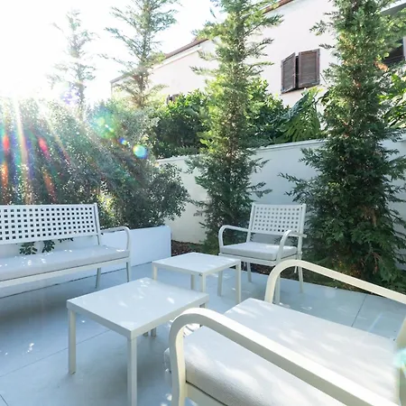 Azulis 3 - 2br With Garden & Parking, Aldo Moro Appartement Olbia