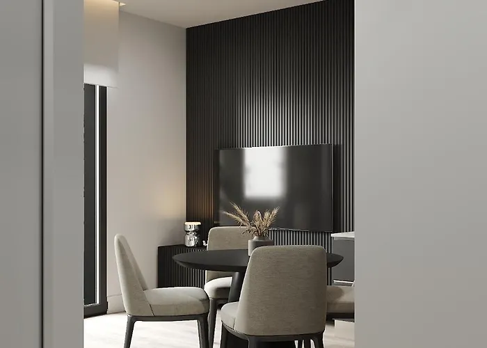 Luxurious - Azulis#3 - 2br Fully Equipped - Garden - Free Parking *