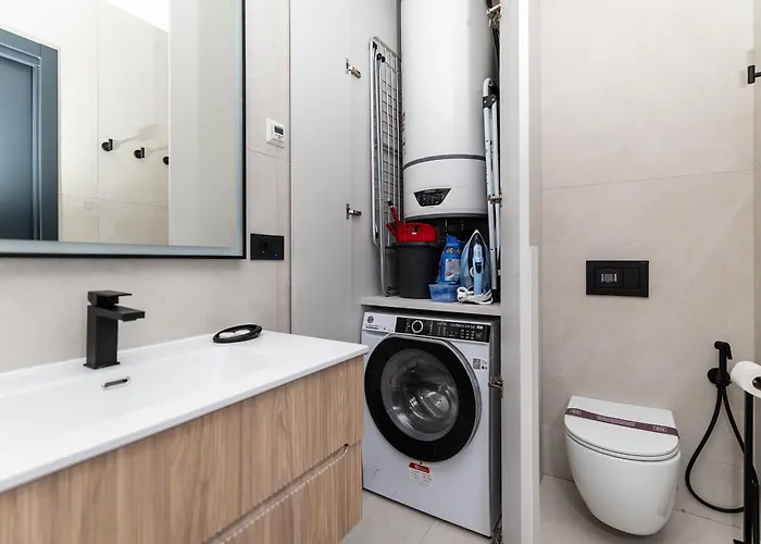 Luxurious - Azulis#3 - 2br Fully Equipped - Garden - Free Parking Appartamento